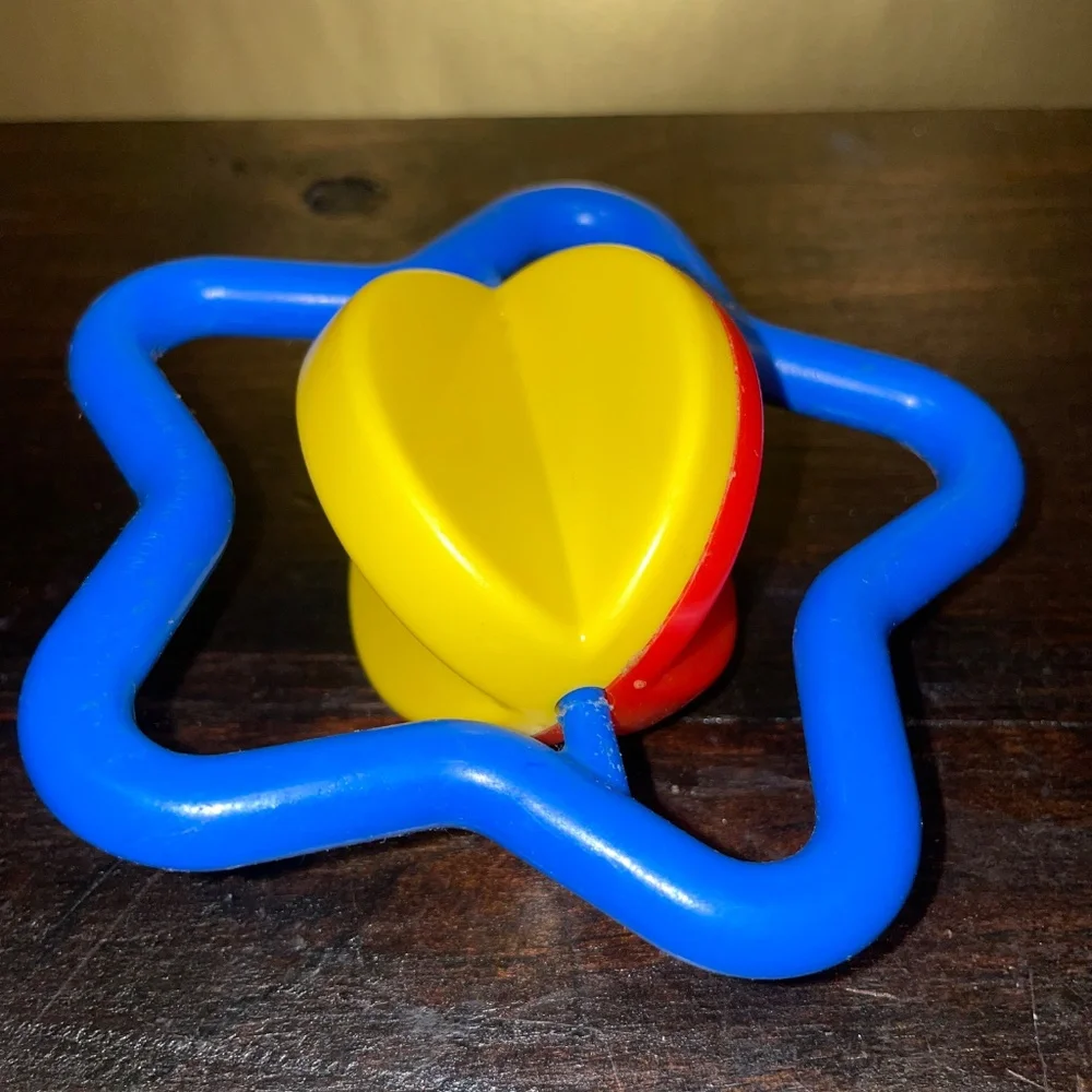 Vintage Johnson & Johnson Red blue Yellow Star Ball Rattle Star Toy‎ 1980's
